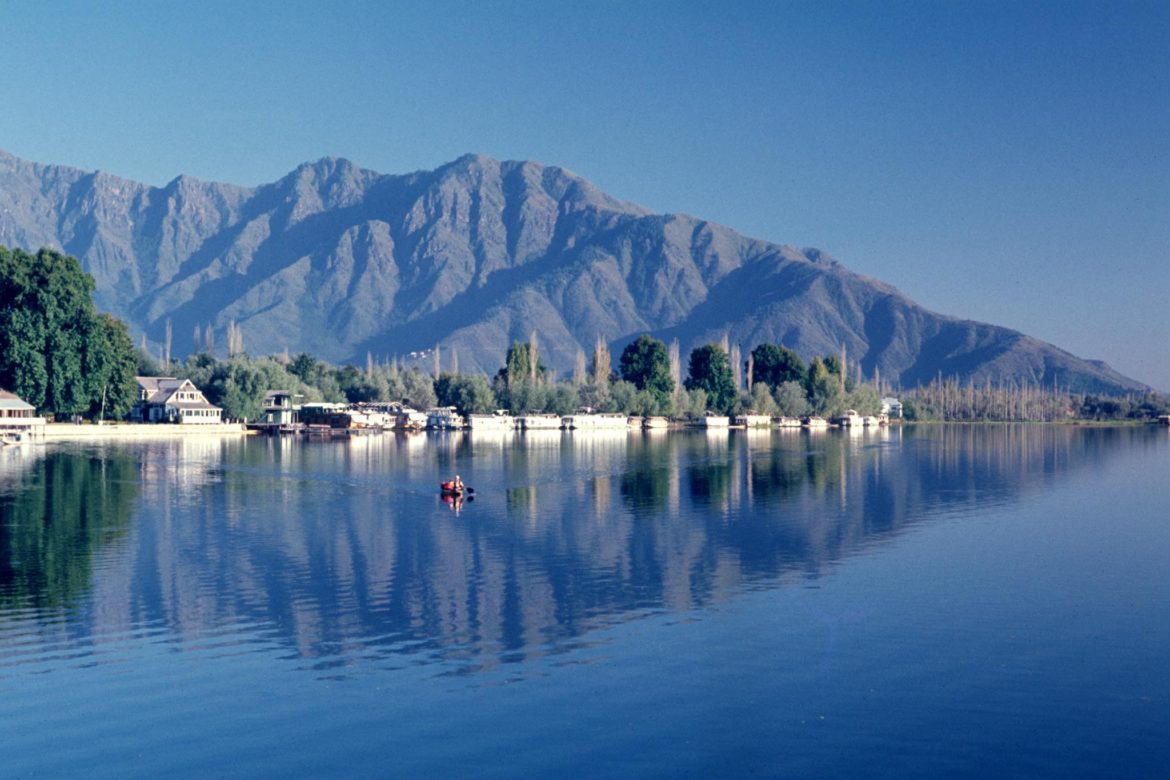 NIGEEN LAKE (SRINAGAR)