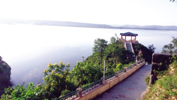 RANJIT SAGAR DAL LAKE